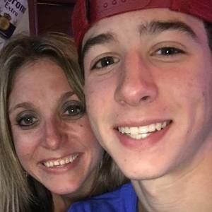 Meet your Posher, Mandi